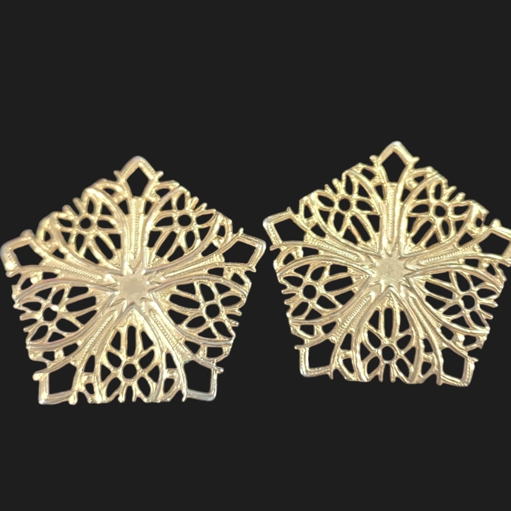 Elegant Vintage Gold Filigree Earrings
